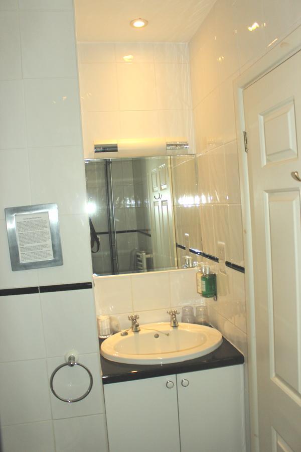 Abbey Guest House Άμπινγκτον Εξωτερικό φωτογραφία