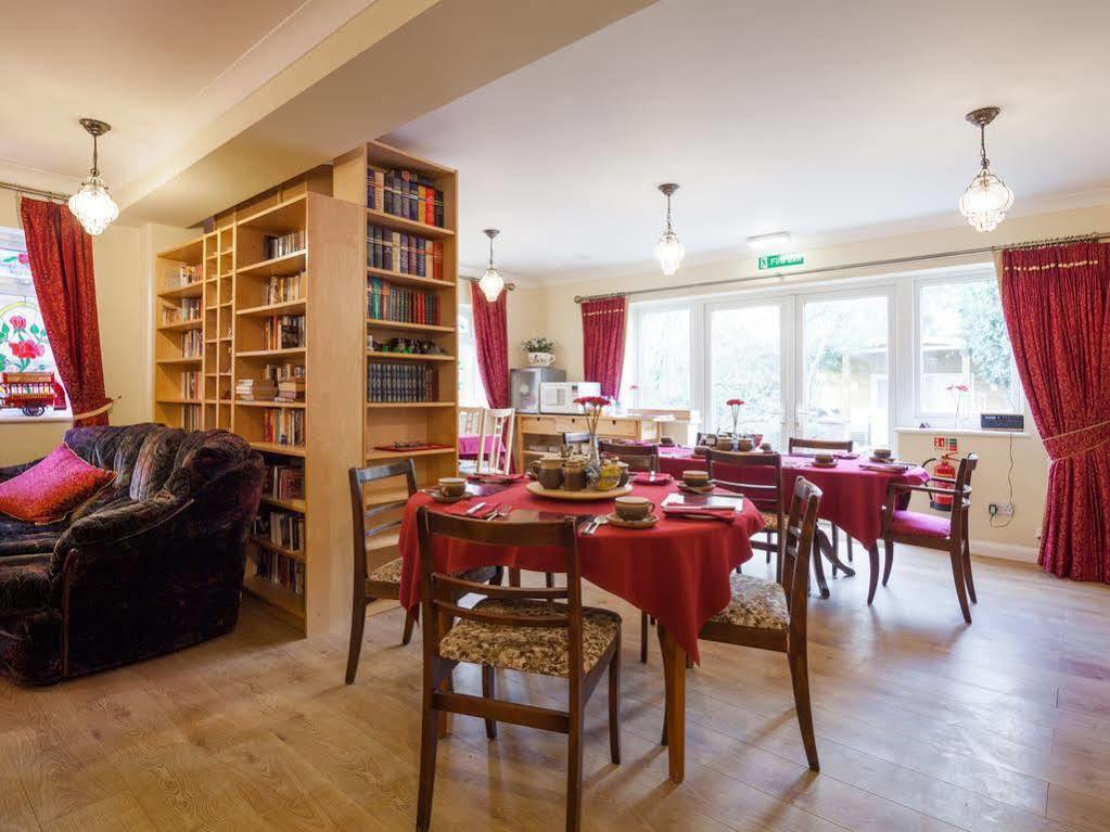 Abbey Guest House Άμπινγκτον Εξωτερικό φωτογραφία