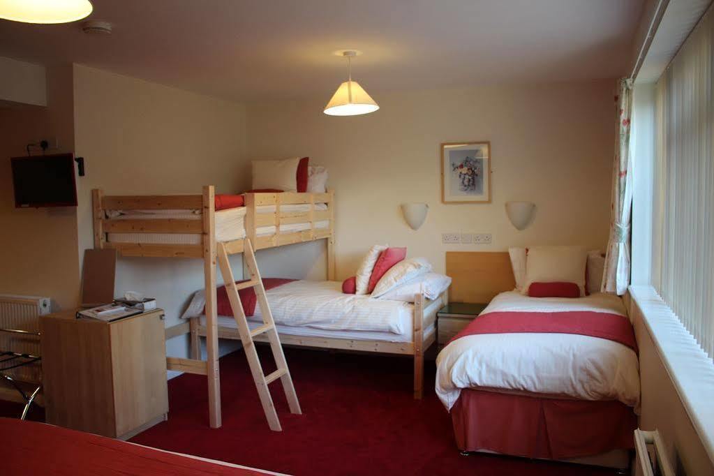Abbey Guest House Άμπινγκτον Εξωτερικό φωτογραφία